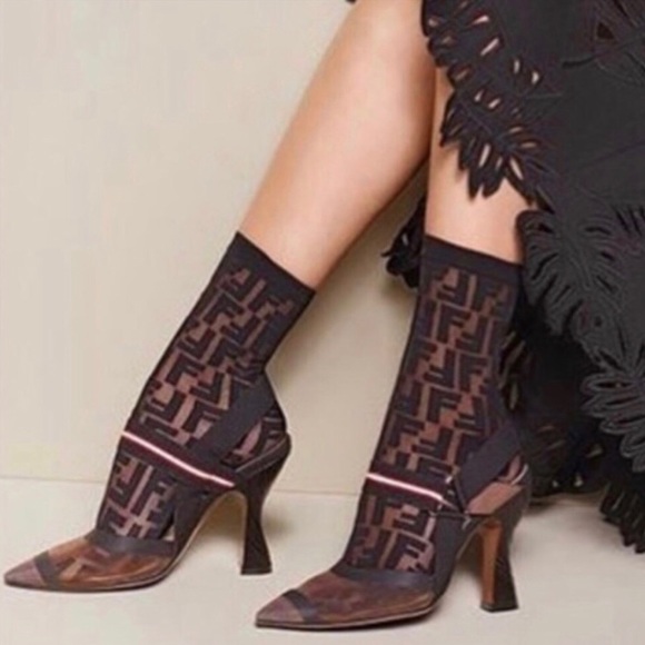 fendi high socks